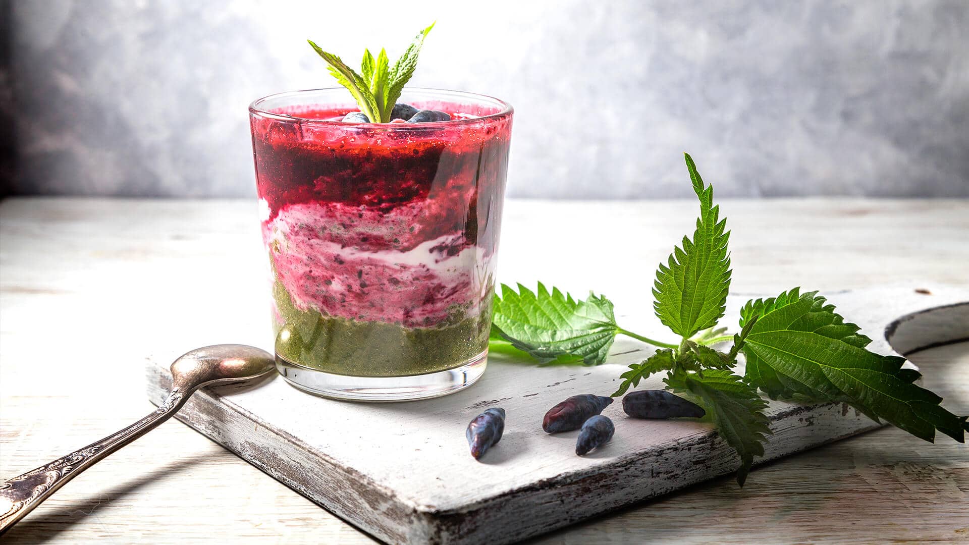 El desayuno se puede servir en las habitaciones - la mayoria de las Suites y Cabañas tienen comedores muy amplios - o en la confiteria del Hotel. Nido del Condor Hotel & Spa, tu hotel boutique cerca del centro de Bariloche.