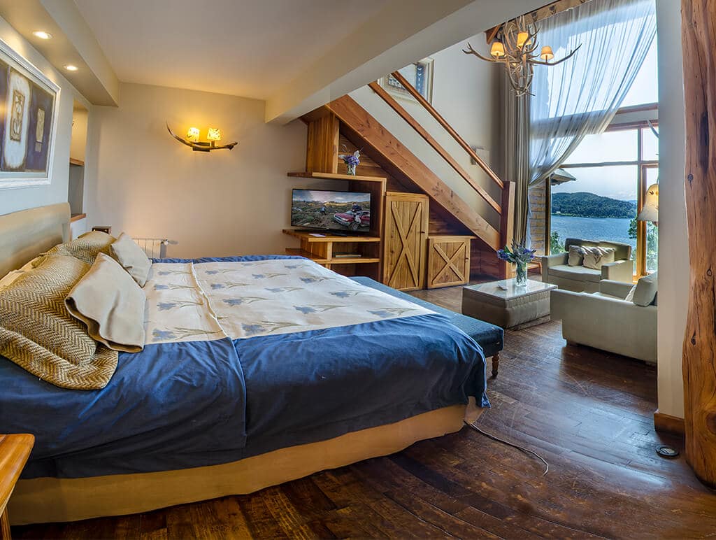 En Nido del Cóndor Hotel & Spa hemos reservado las Suites más altas para lograr para vos el mejor panorama que sueñes encontrar en la Patagonia.